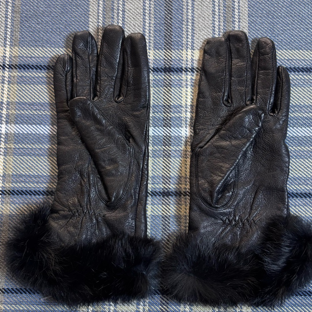 Black Leather Gloves with Rabbit Fur Cuffs Womens Small Medium Winter WPL 9745